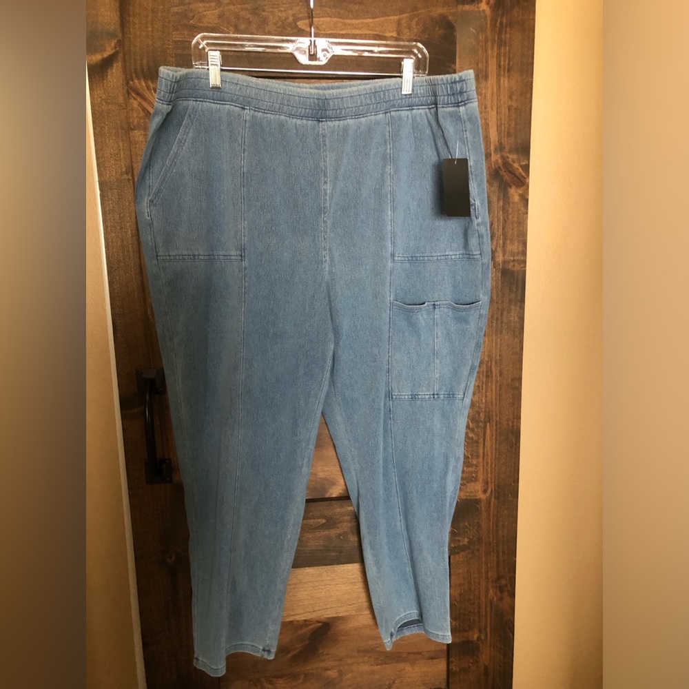 Stretch denim cropped jeans by Denim & Co.